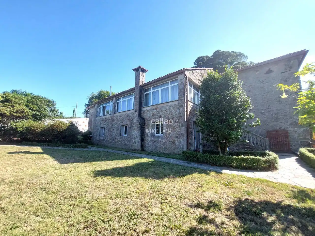 Vista exterior de Casa o chalet en venta en Narón con Calefacción, Jardín privado y Piscina