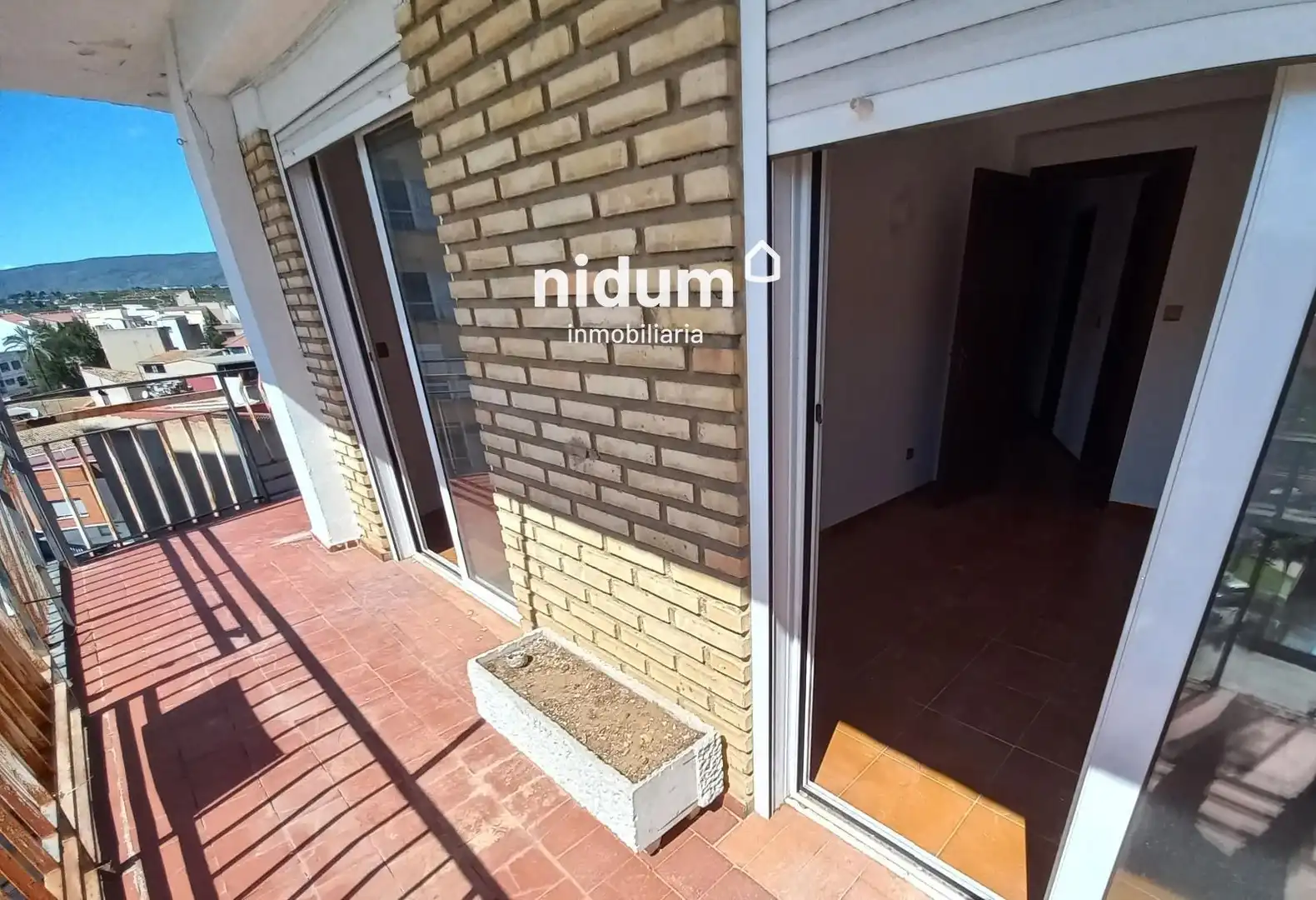 Balcony of Flat for sale in Canals  with Terrace and Balcony