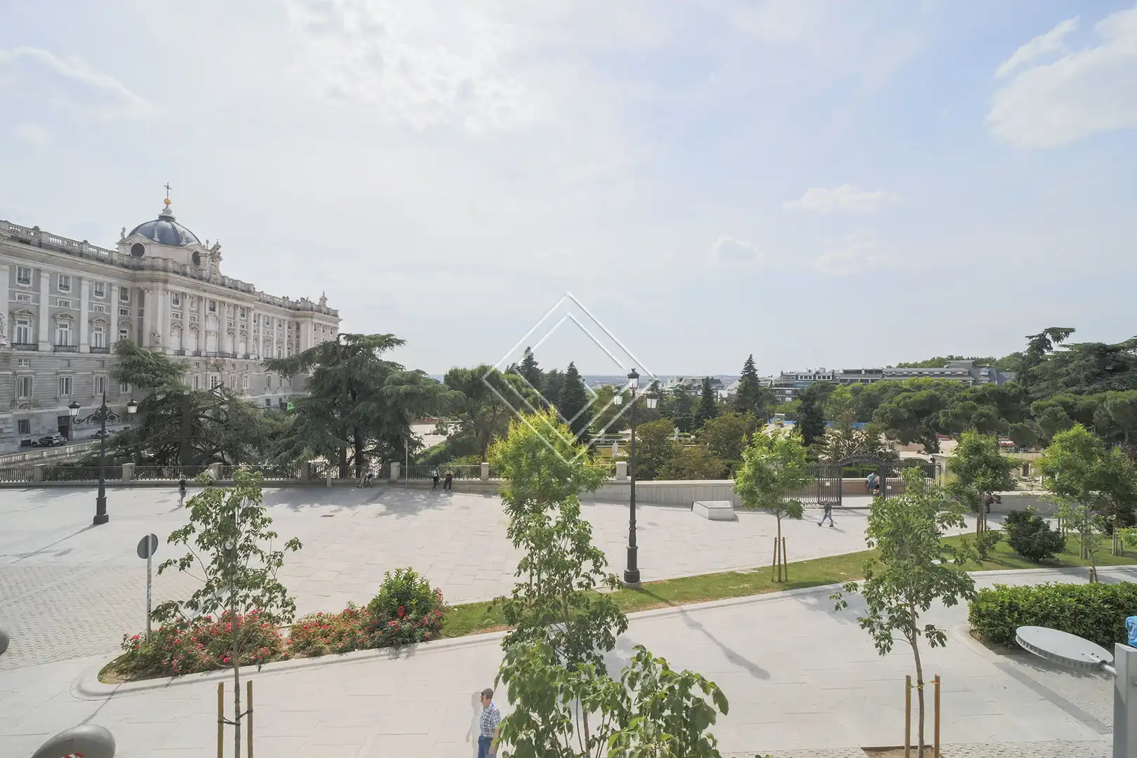 Office space with lift to rent in Calle de San Quintín, imagen 3