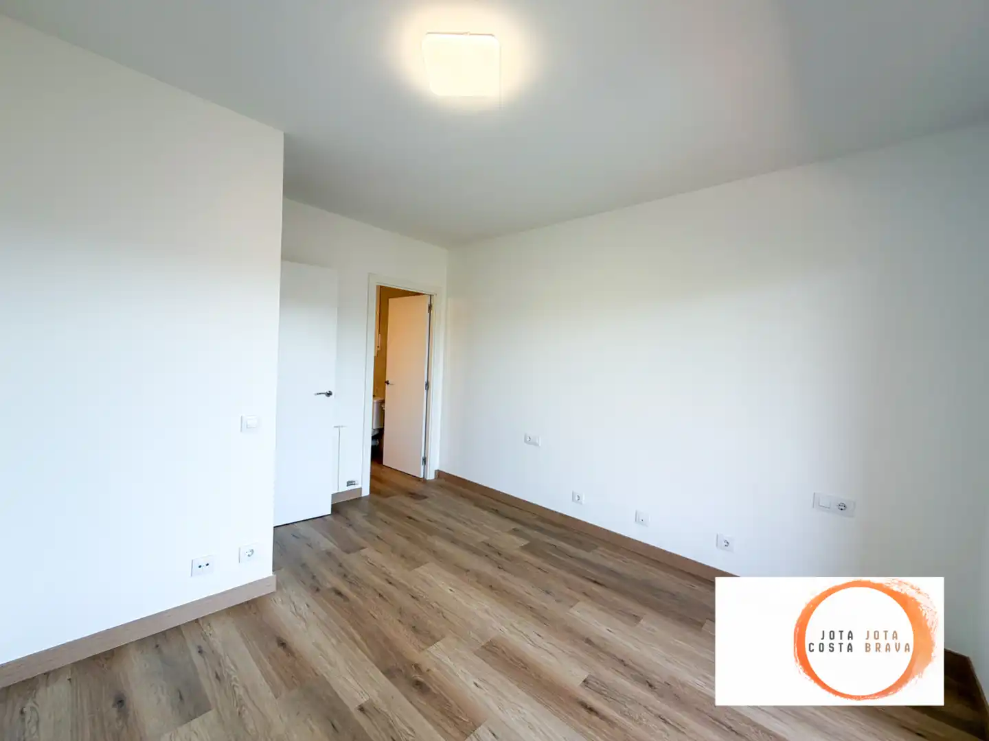 Schlafzimmer von Einfamilien-Reihenhaus zum Verkauf in Tordera mit Heizung, Privatgarten und Parkett