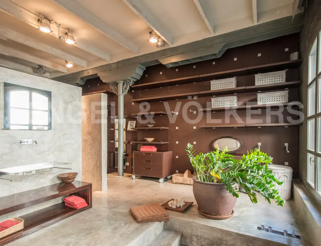 Loft zur Miete in Barcelona mit Klimaanlage, Heizung und Parkett