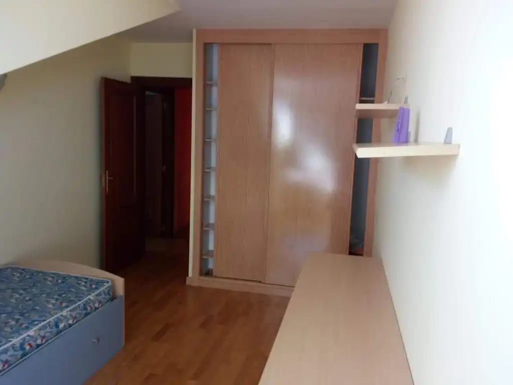 Dormitori de Planta baixa en venda en Covadonga - Campuzano - Ciudad Vergel