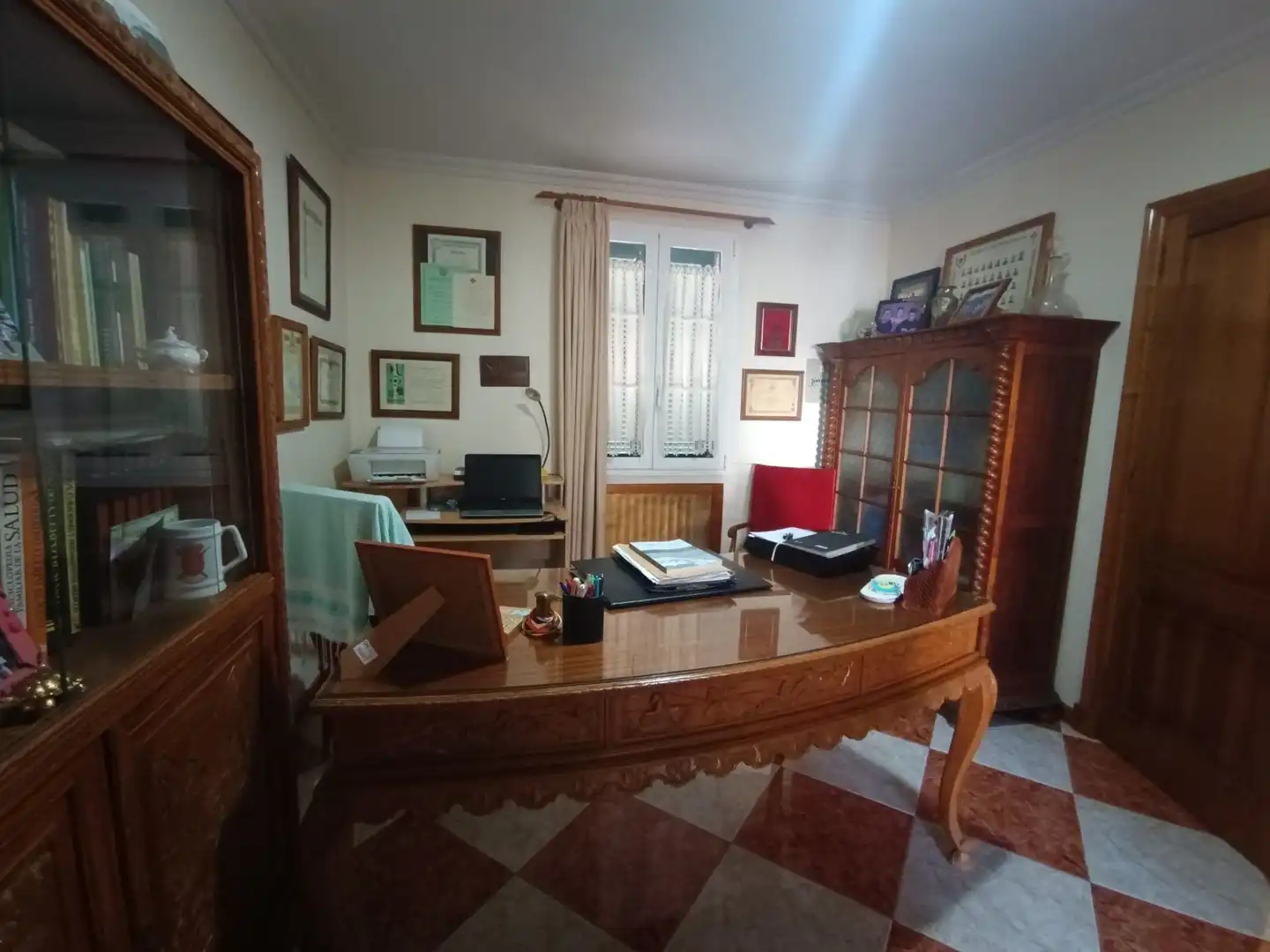 Sala d'estar de Finca rústica en venda en Es Castell amb Calefacció i Terrassa