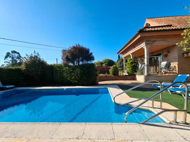 Casa-chalet en Venta en Piñeiro en Gondomar
