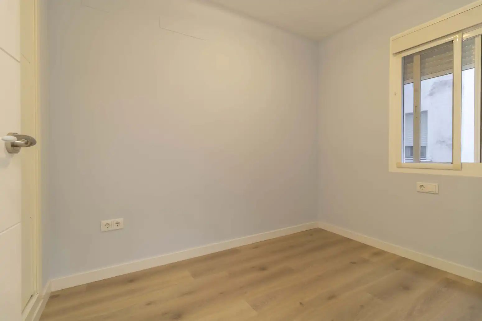 Bedroom of Flat for sale in Sevilla  with Terrace