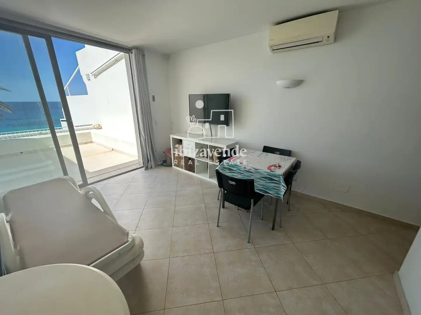 Exterior view of Flat for rent in Sant Josep de sa Talaia  with Air Conditioner, Heating and Terrace