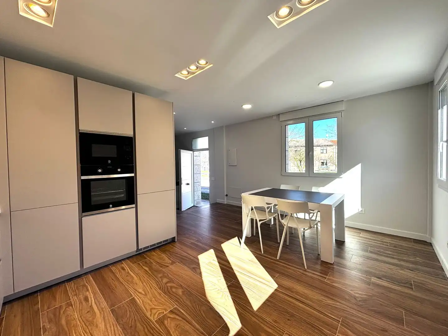 Cocina de Casa o chalet en venta en Quintanilla Vivar con Calefacción y Trastero