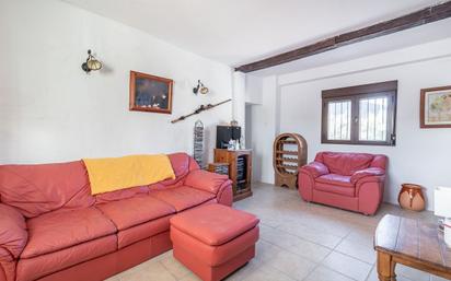 Sala d'estar de Casa o xalet en venda en Loja amb Terrassa