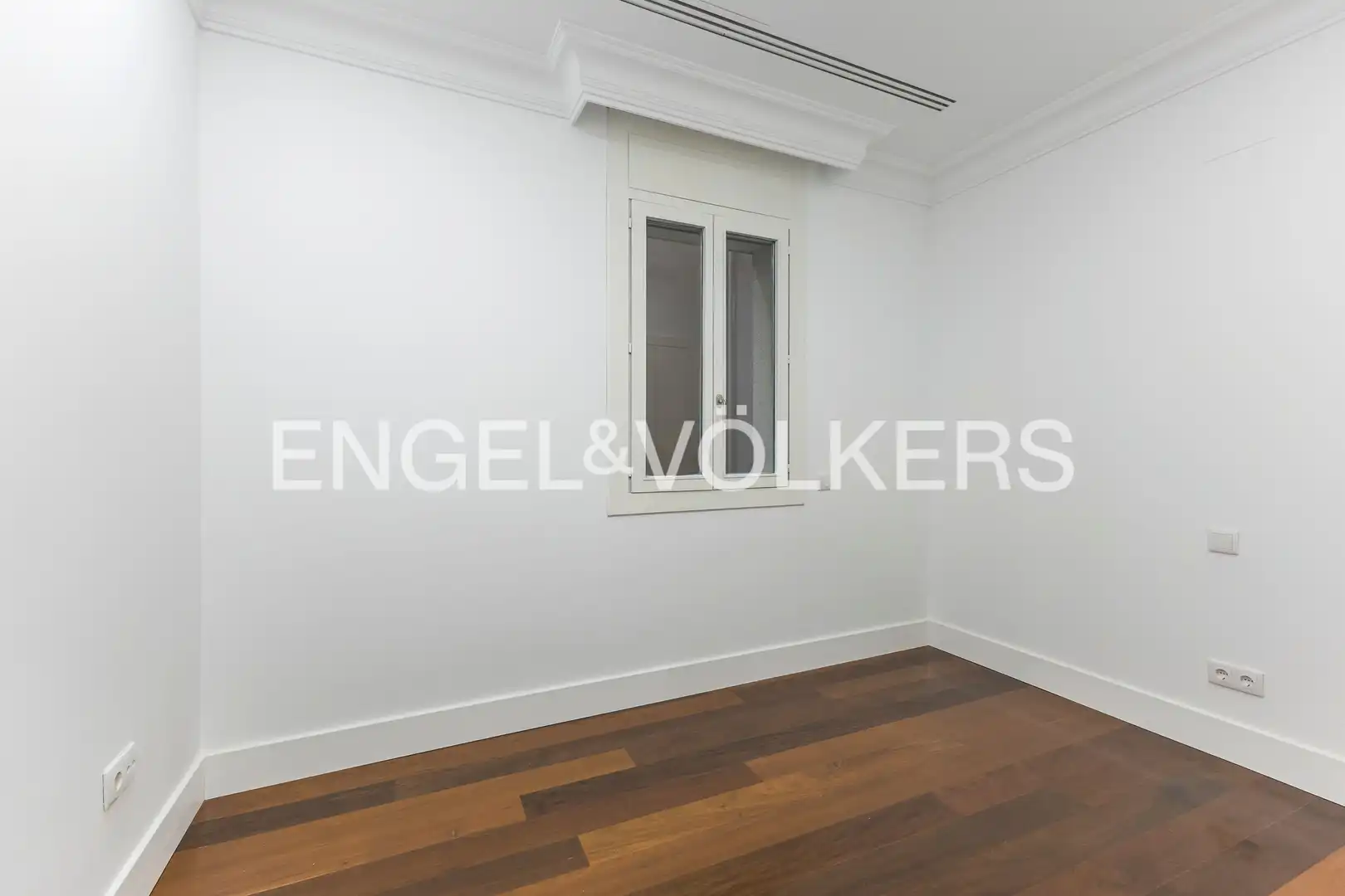 Wohnung zur Miete in Madrid mit Klimaanlage, Heizung und Balkon