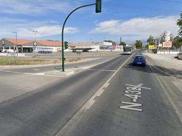 Nau industrial en venda a Carretera Carretera de Pinos Puente, 2