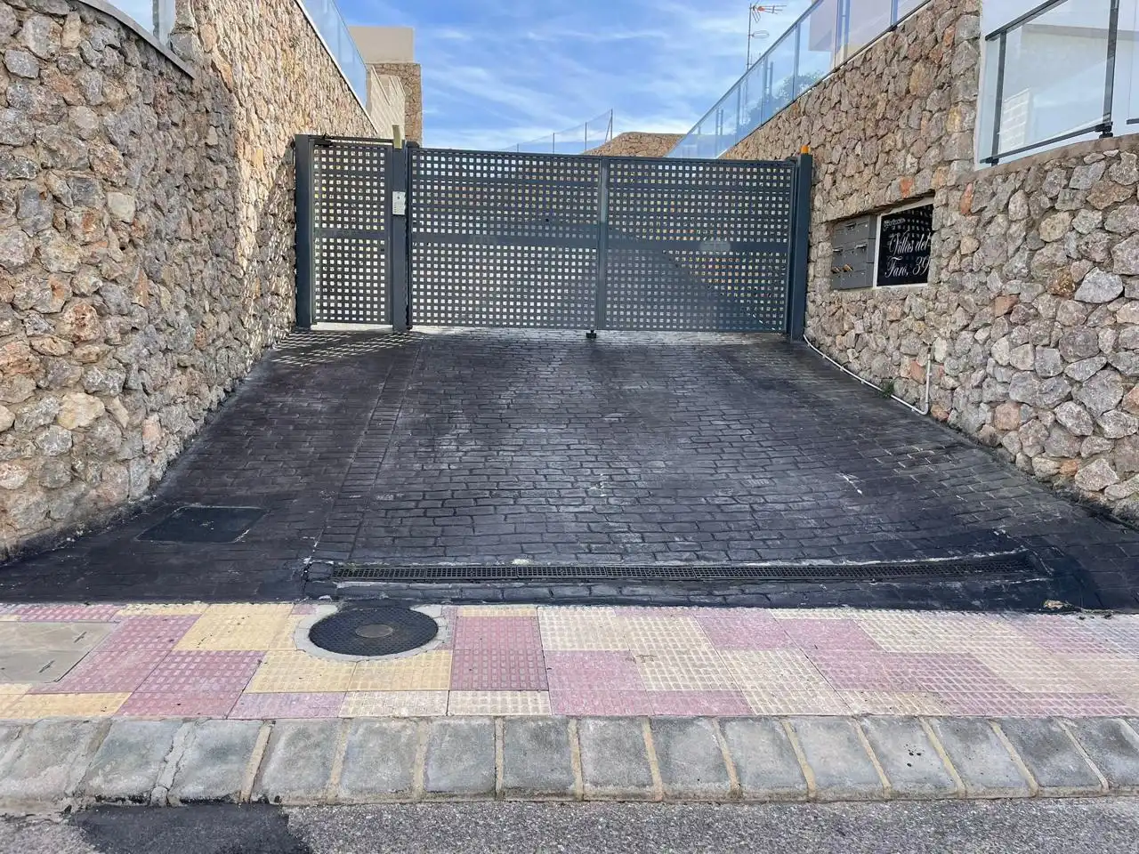 Parking of Houses for rent in Cullera  with Air Conditioner, Terrace and Swimming Pool