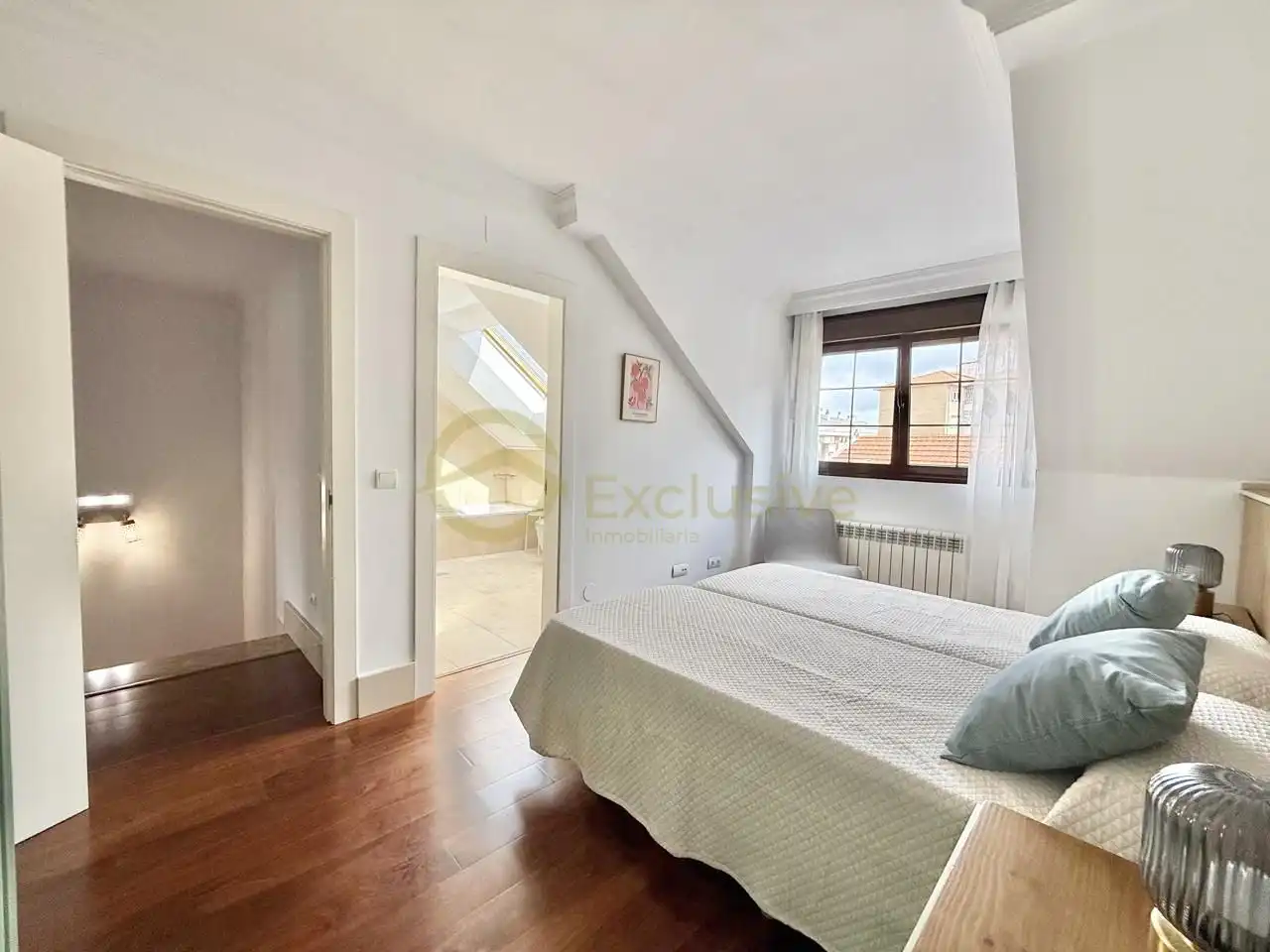 Habitación de Casa o chalet en venta en Avilés con Calefacción, Parquet y Trastero