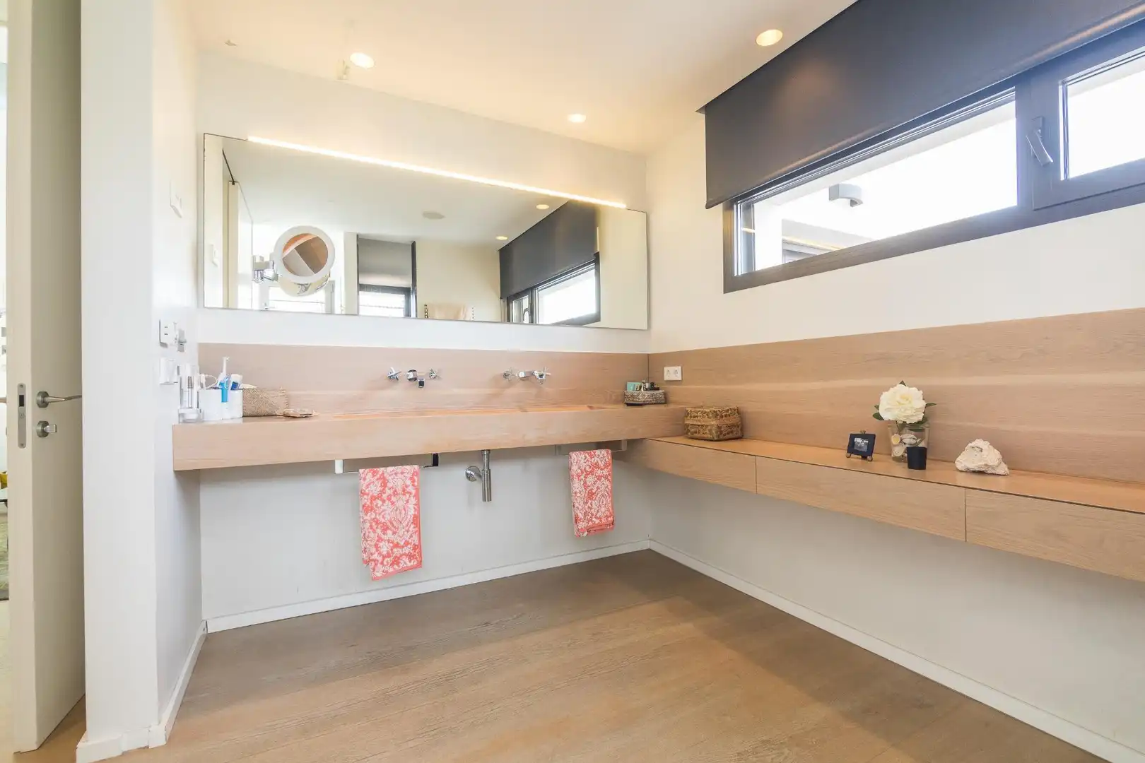 Badezimmer von Haus oder Chalet zum Verkauf in Elche / Elx mit Klimaanlage, Heizung und Privatgarten