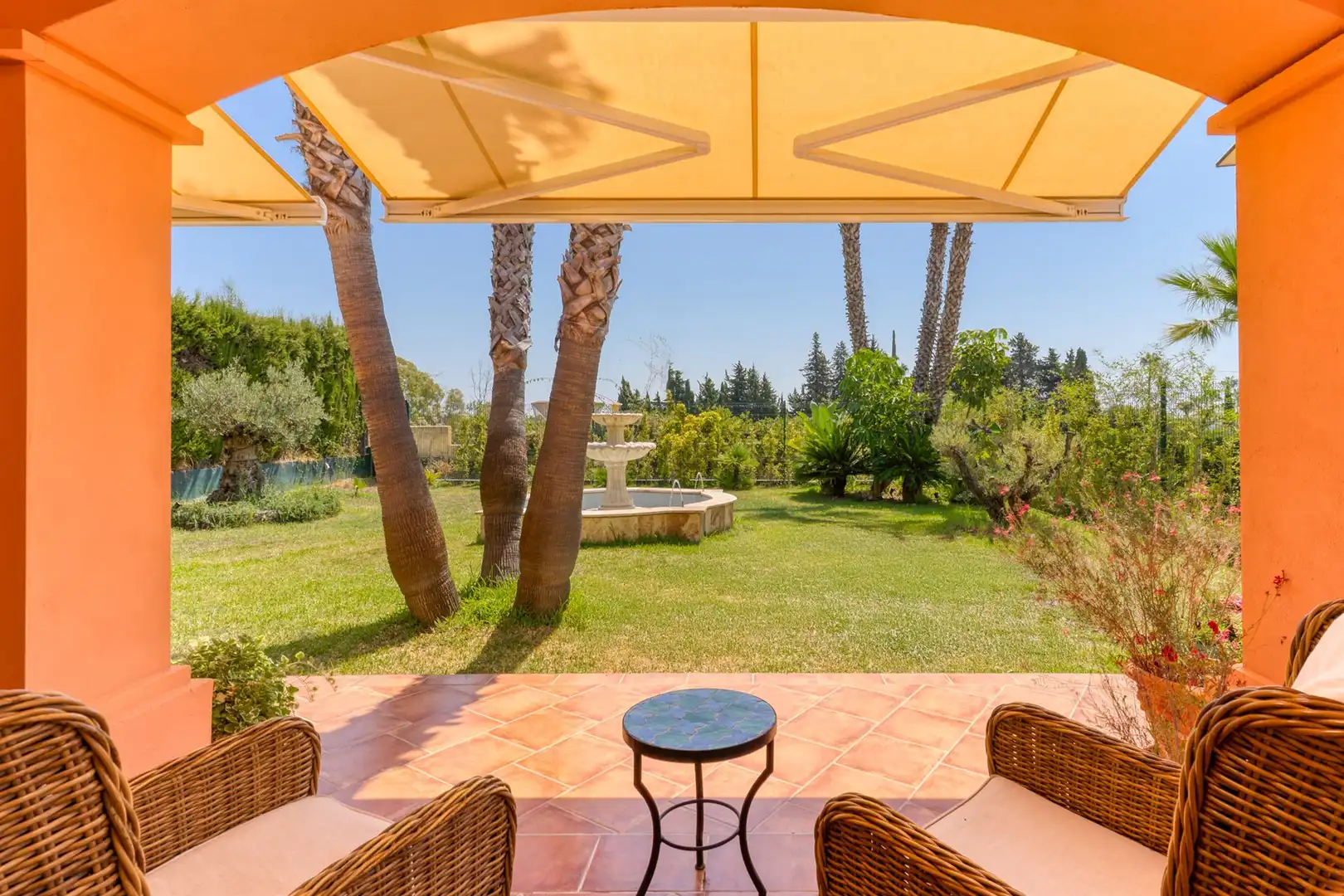 Terrassa de Casa o xalet en venda en Estepona
