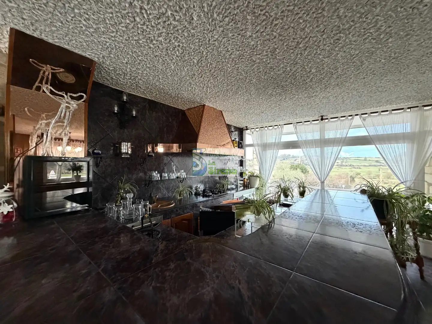 Cocina de Casa o chalet en venta en Castro-Urdiales con Calefacción, Jardín privado y Terraza