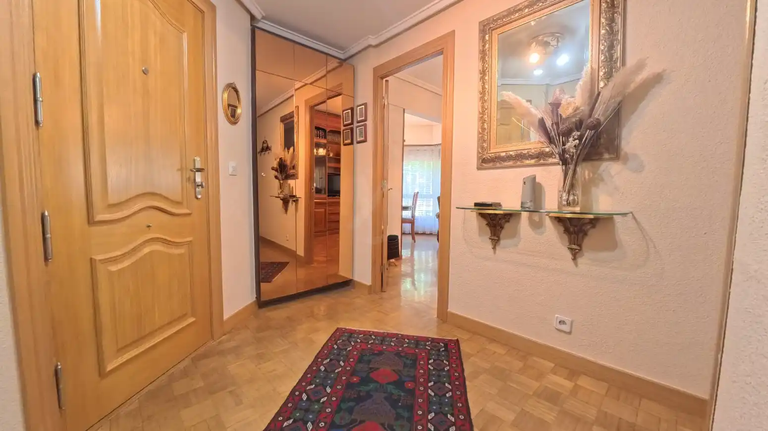 Piso en venta en  Logroño con Calefacción, Parquet y Terraza