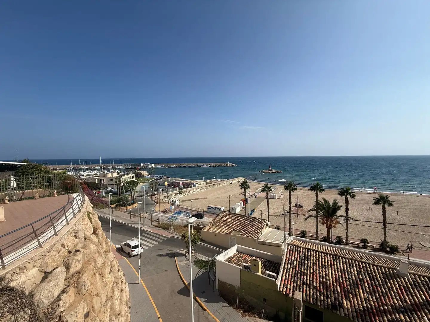 Vista exterior de Local en venda en Platja de Vila Joiosa