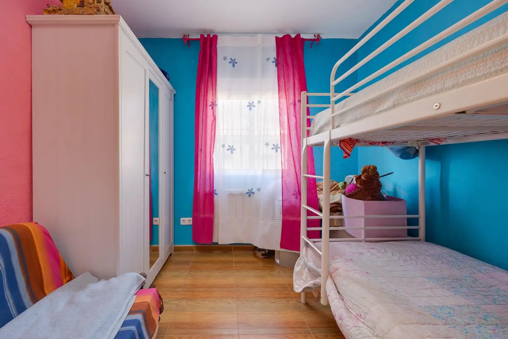 Habitación de Casa o chalet en venta en Torrevieja con Aire acondicionado, Jardín privado y Terraza