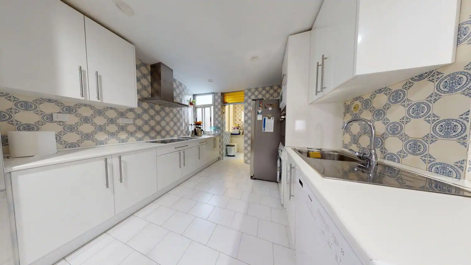 Kitchen of Flat for sale in Sevilla  with Air Conditioner and Terrace