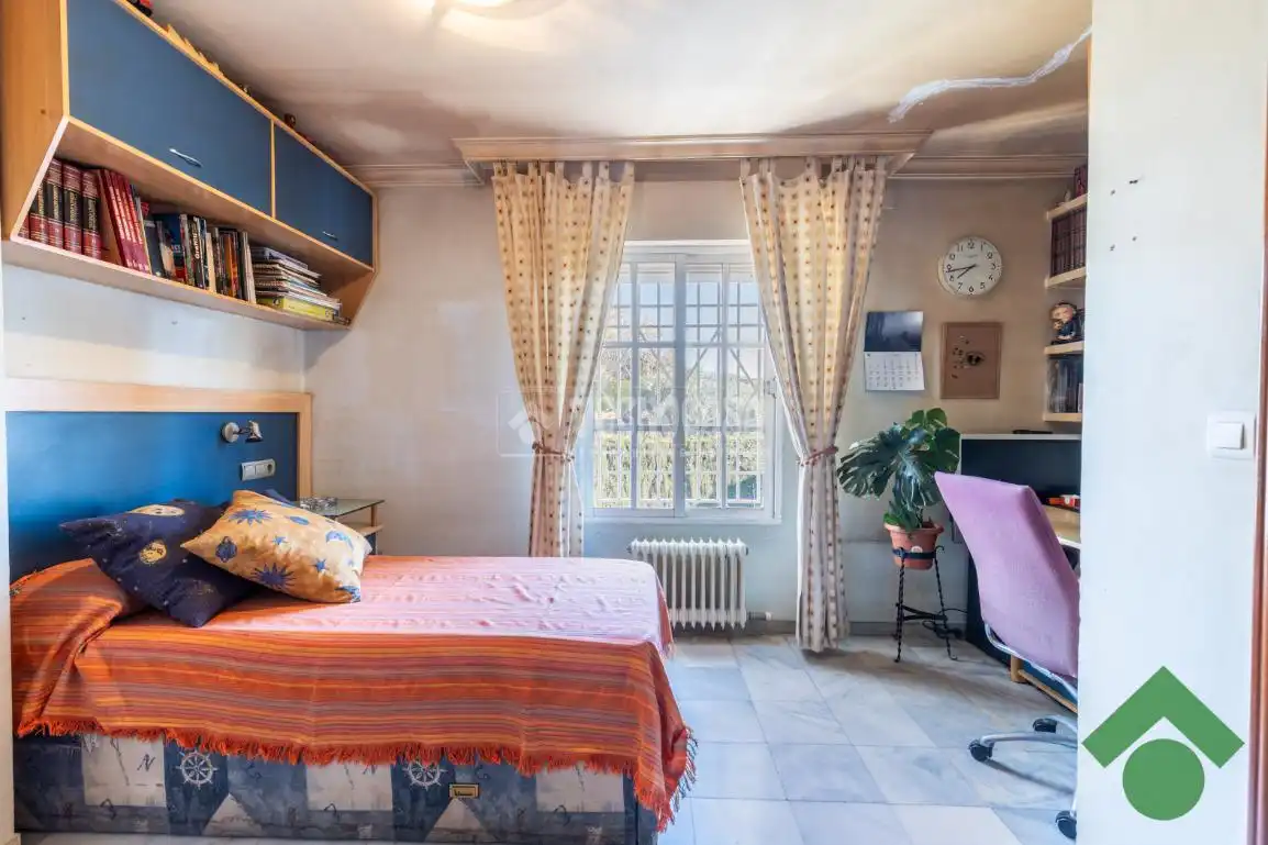 Schlafzimmer von Haus oder Chalet zum Verkauf in Albolote mit Privatgarten, Terrasse und Schwimmbad