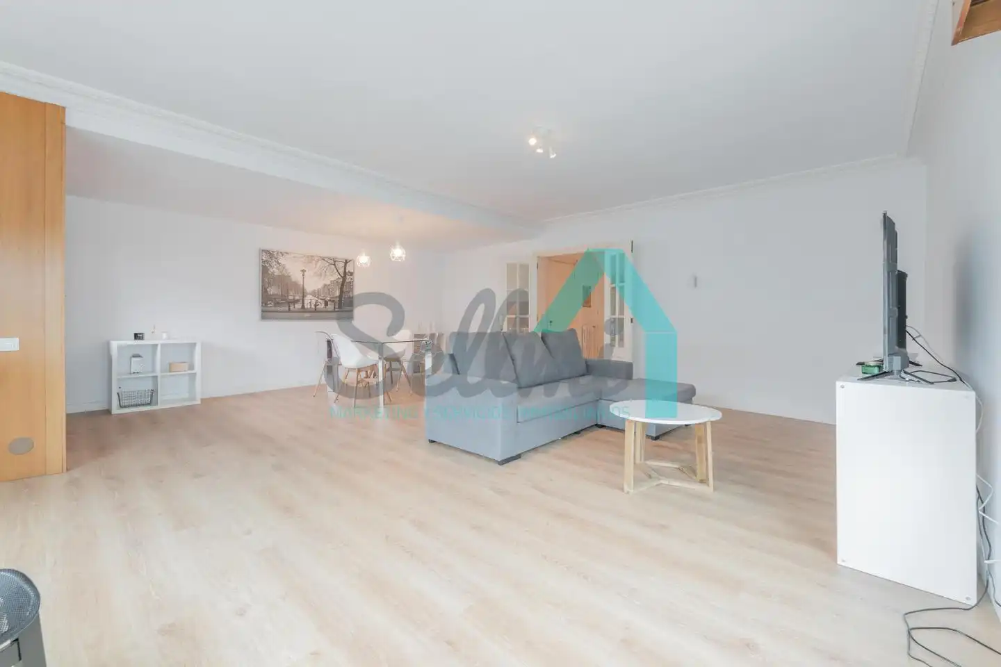 Wohnzimmer von Wohnung zur Miete in Oviedo  mit Heizung, Parkett und Terrasse