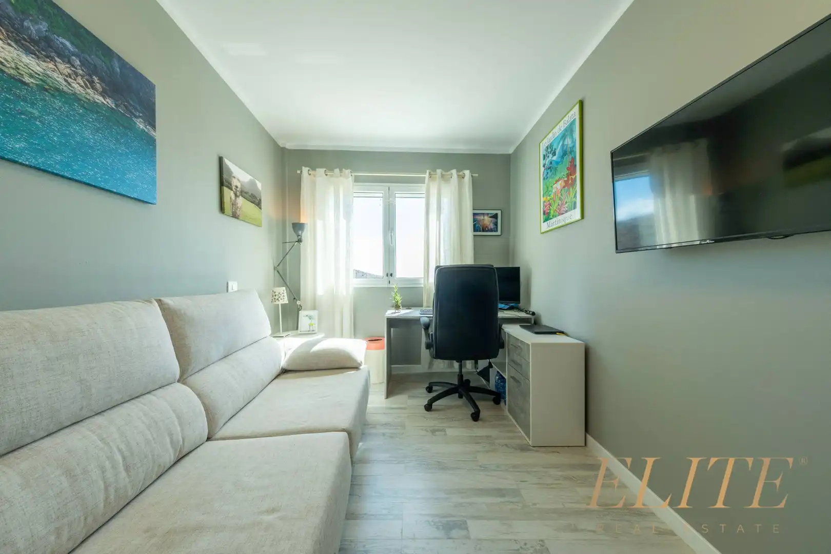 Wohnzimmer von Einfamilien-Reihenhaus zum Verkauf in Mogán mit Klimaanlage, Heizung und Terrasse