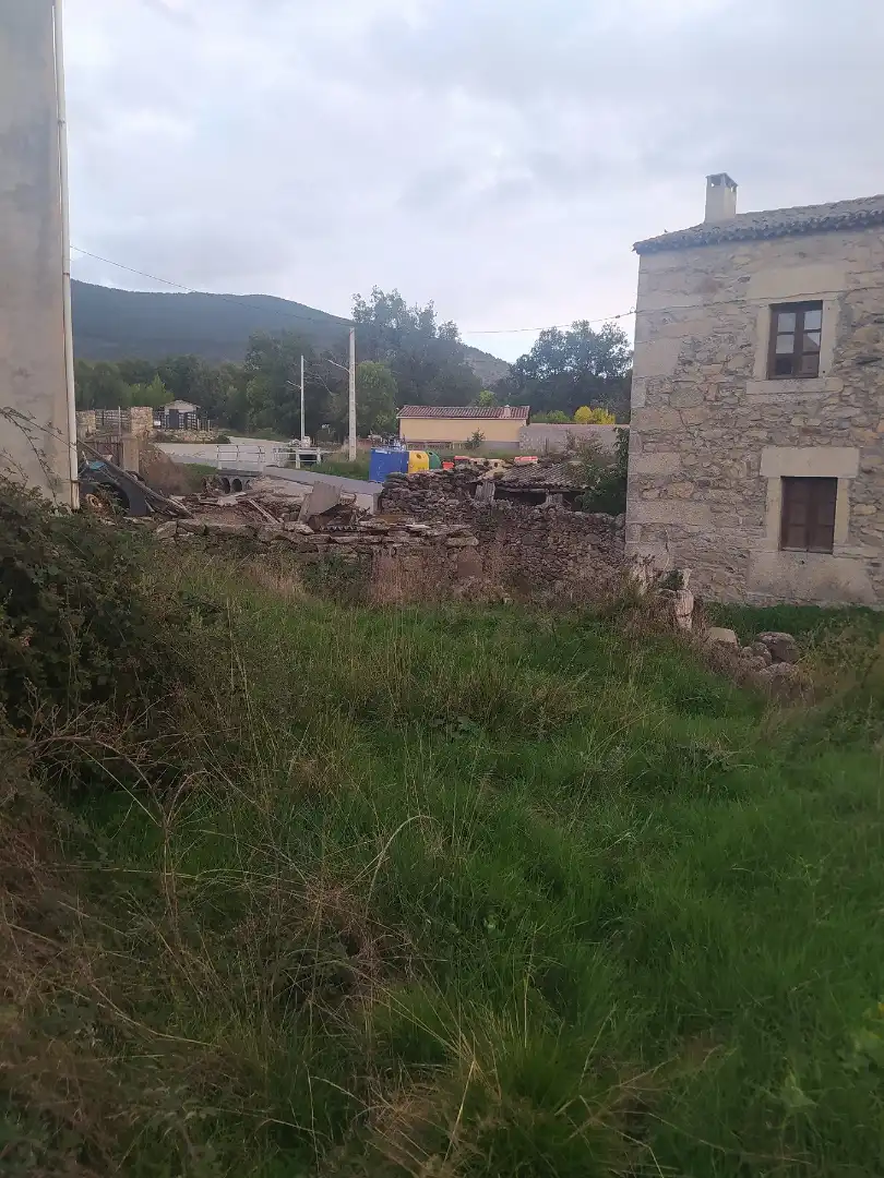 Residential for sale in Tormellas