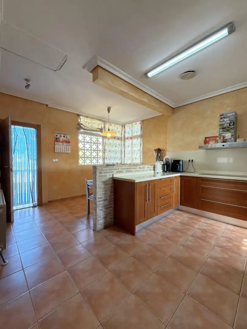 Cocina de Casa o chalet en venta en Murcia con Aire acondicionado, Calefacción y Jardín privado