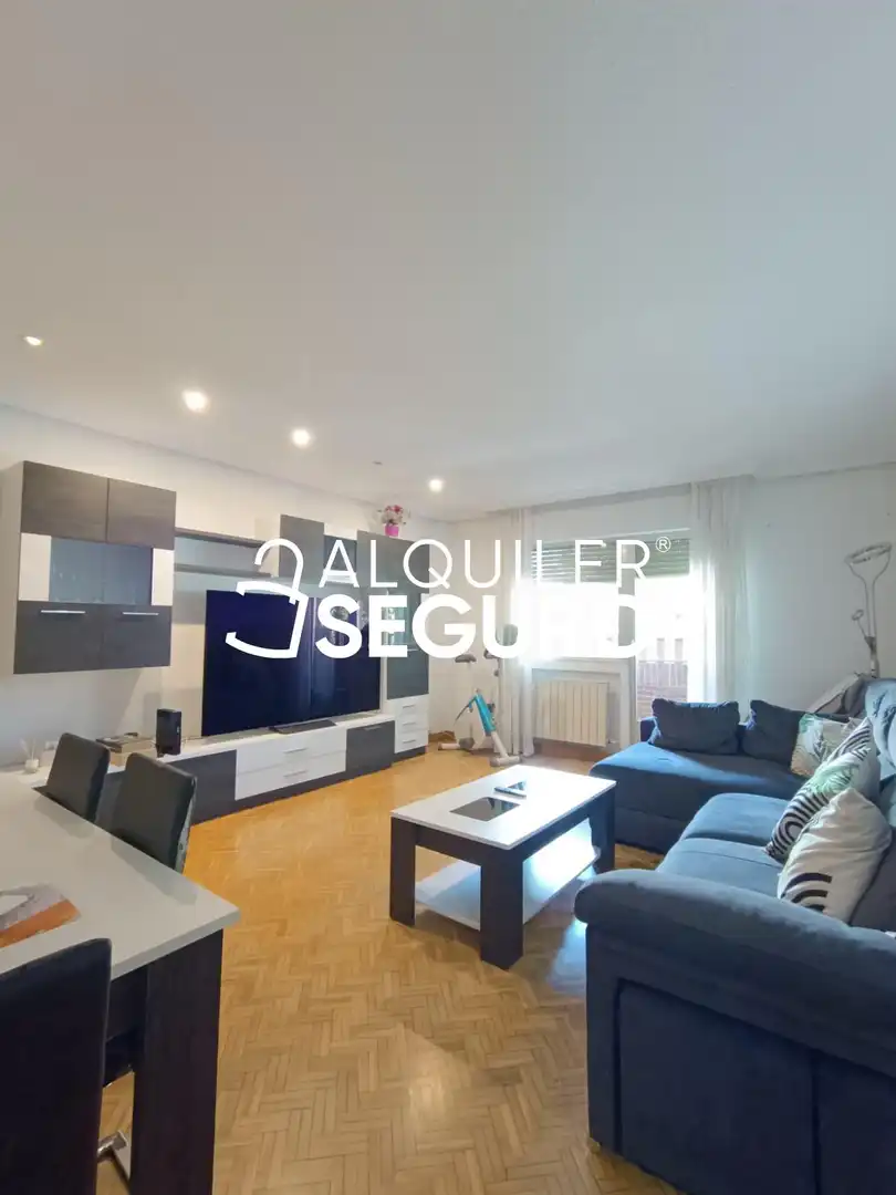 Wohnung zur Miete in Estrella de Elola, Centro