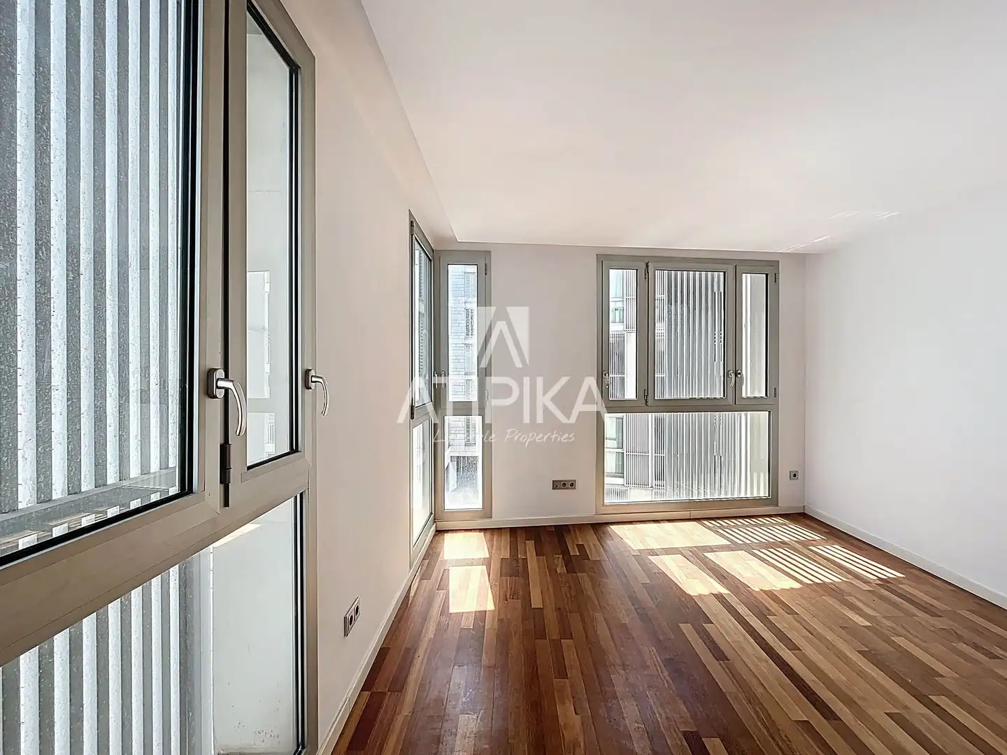 Piso en venta en Barcelona con Aire acondicionado, Parquet y Trastero