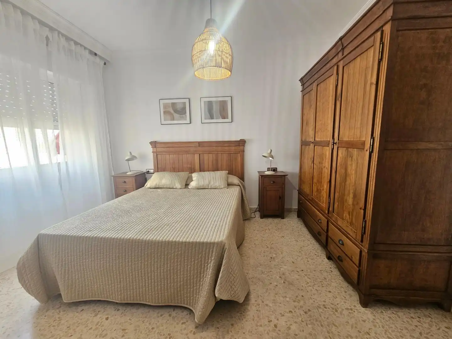 Schlafzimmer von Wohnung zur Miete in Dos Hermanas mit Klimaanlage, Terrasse und Möbliert