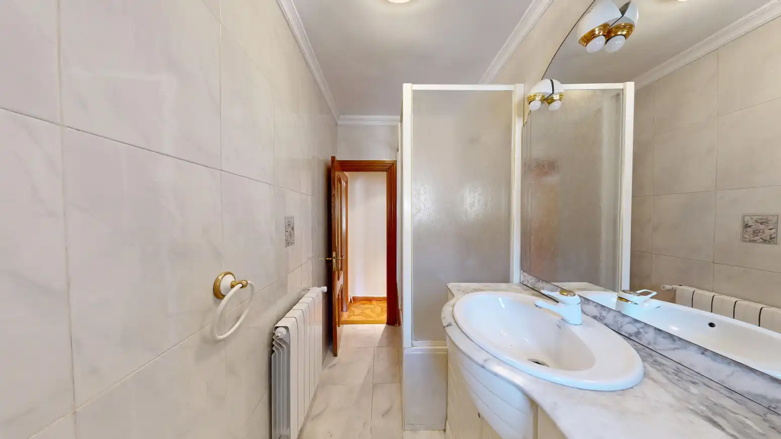Bathroom of Houses for sale in Tafalla  with Heating, Parquet flooring and Terrace