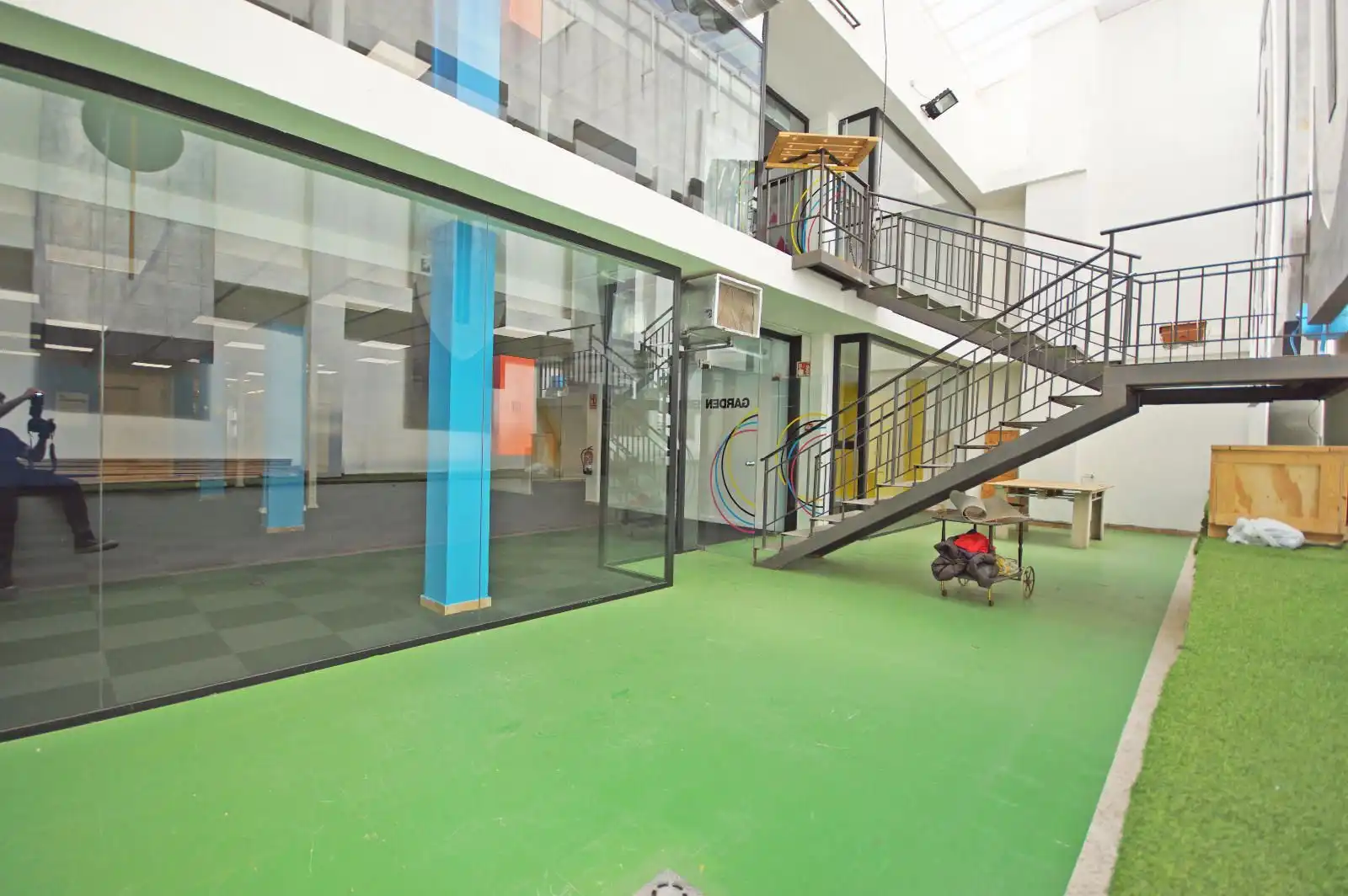 Business premises for sale in Calle Pallars 73