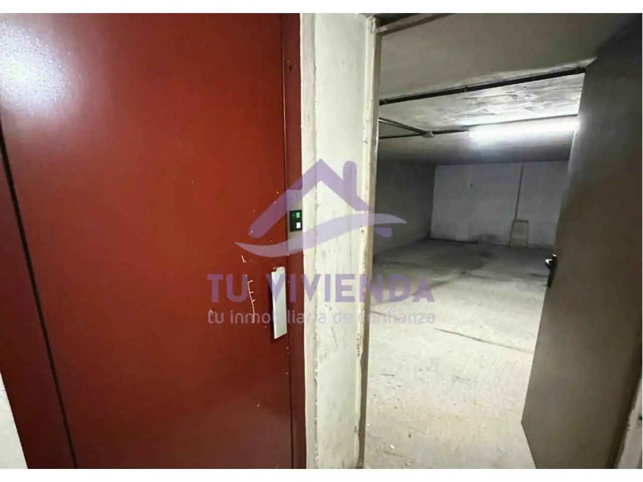 Parking de Garaje en venta en Saldaña