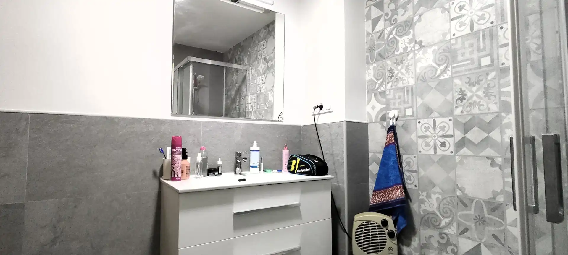 Bathroom of Flat for rent in Alicante / Alacant  with Air Conditioner, Heating and Terrace
