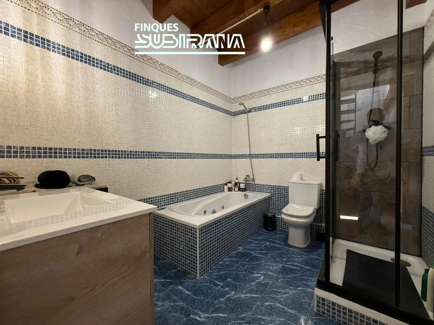 Bathroom of Houses for sale in Sant Martí Sesgueioles  with Heating