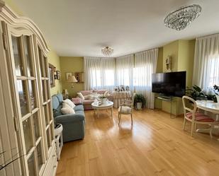 Sala d'estar de Pis en venda en Antequera amb Aire condicionat, Calefacció i Terrassa