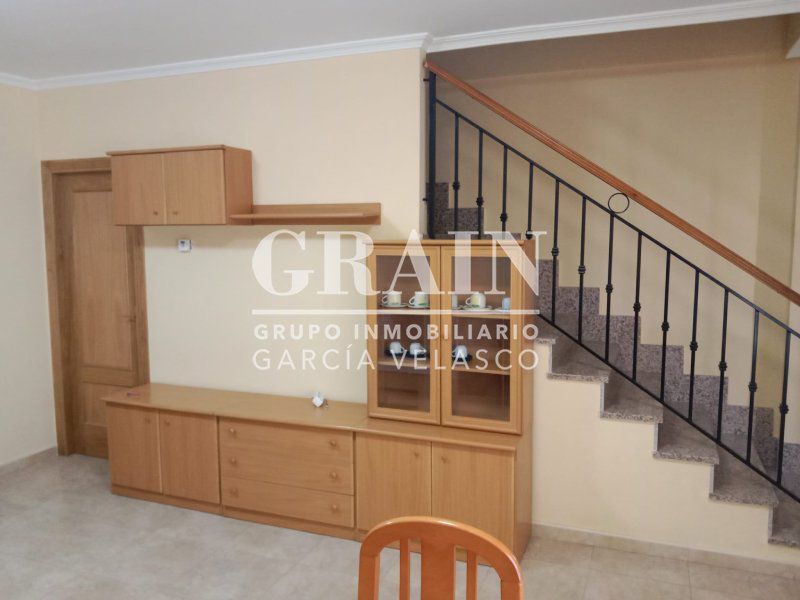 Casa adosada en venda en Pozohondo amb Calefacció i Balcó