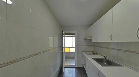 Foto 5 de Apartamento en venta en Carrer Archidona D', Can Puiggener, Sabadell