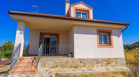 Foto 2 de Casa o chalet en venta en Los Fresnos, Zarzuela del Monte, Segovia
