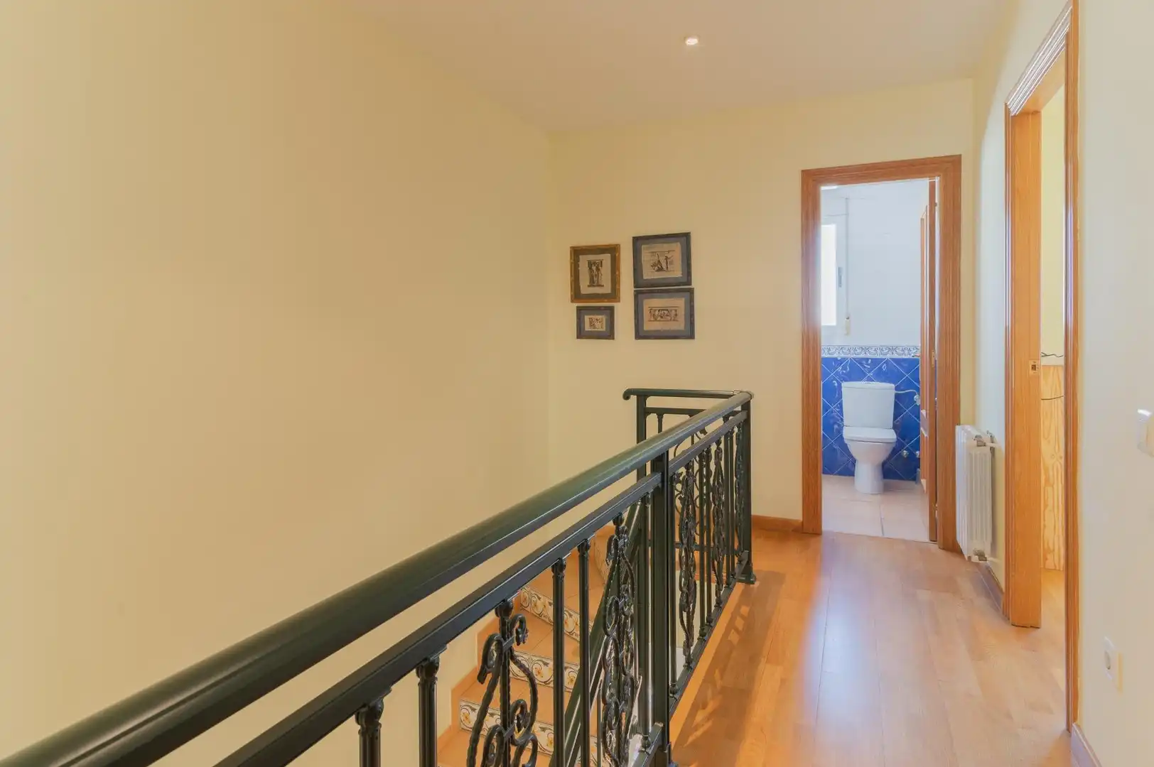 Einfamilien-Reihenhaus zum Verkauf in Benicasim / Benicàssim mit Heizung, Privatgarten und Terrasse