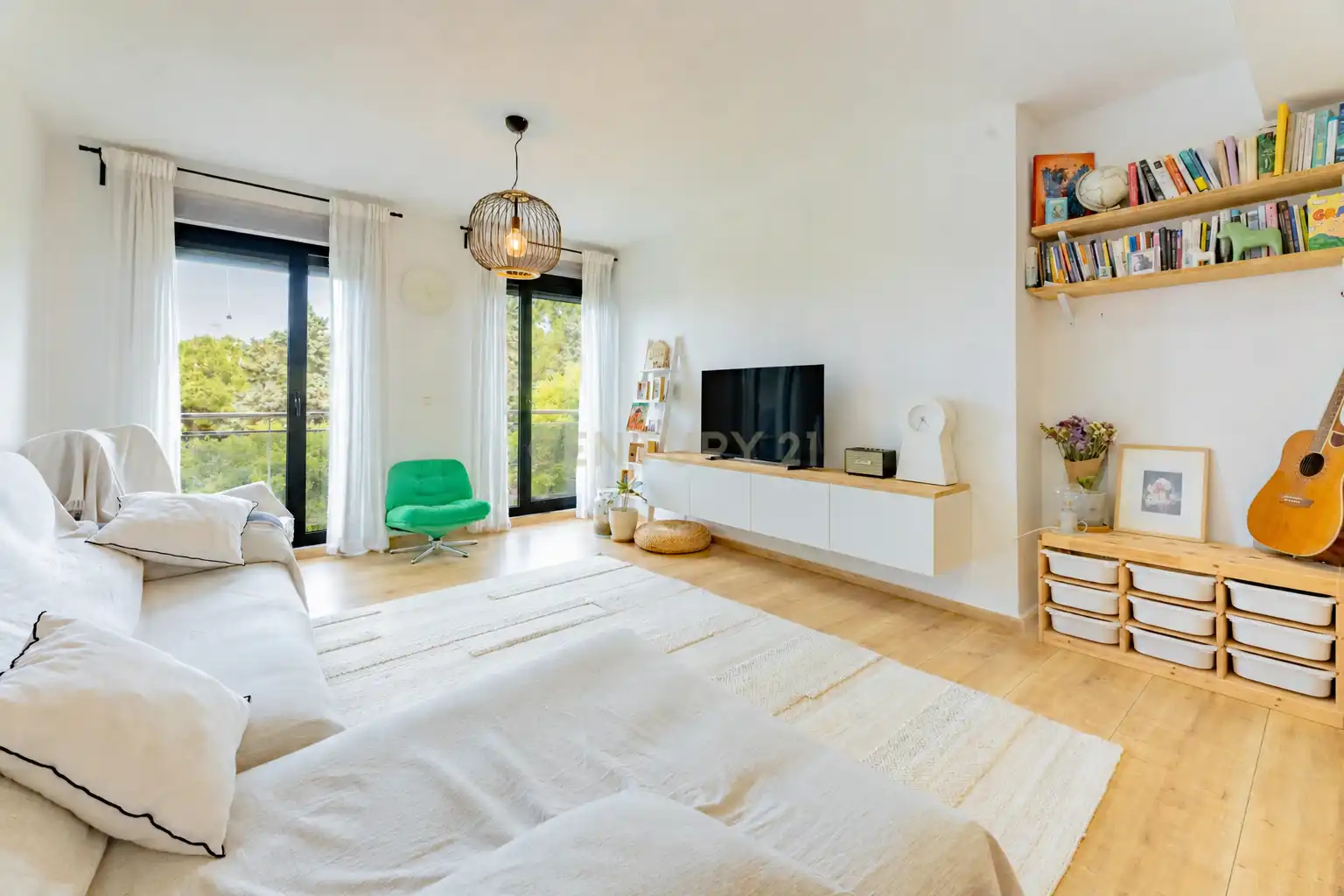 Sala d'estar de Apartament en venda en Torrent amb Aire condicionat, Jardí privat i Traster