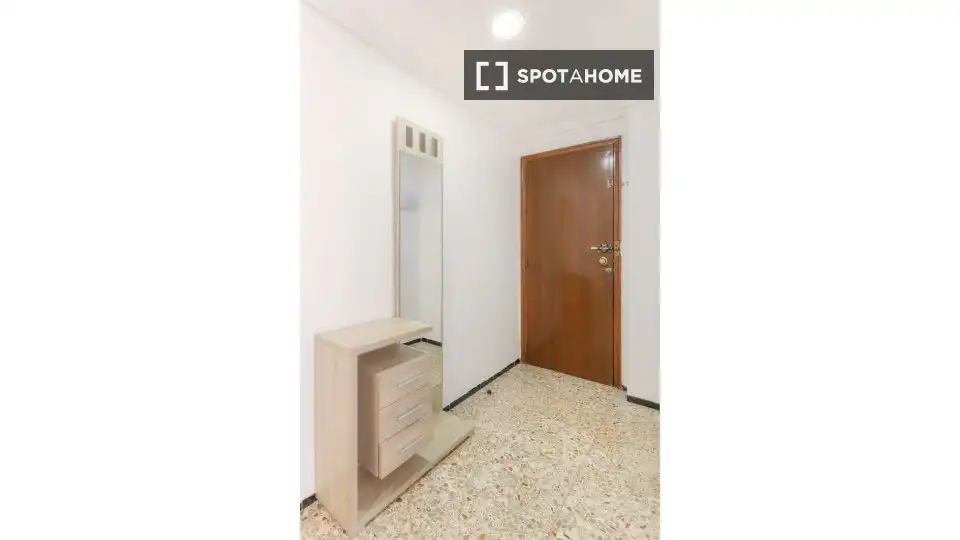 Schlafzimmer von Wohnung zur untervermieten in Elche / Elx mit Klimaanlage, Heizung und Möbliert