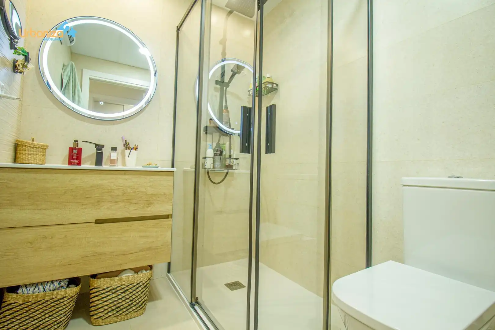 Badezimmer von Dachboden zum Verkauf in Badajoz mit Klimaanlage, Heizung und Terrasse