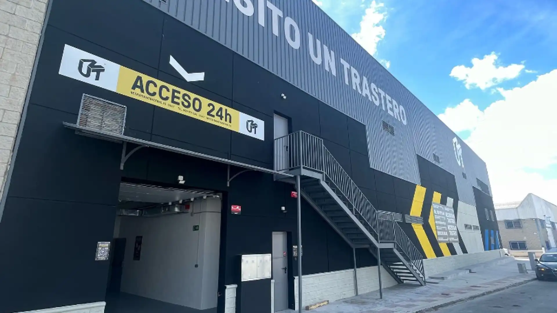 Vista exterior de Trastero de alquiler en Maracena con Alarma