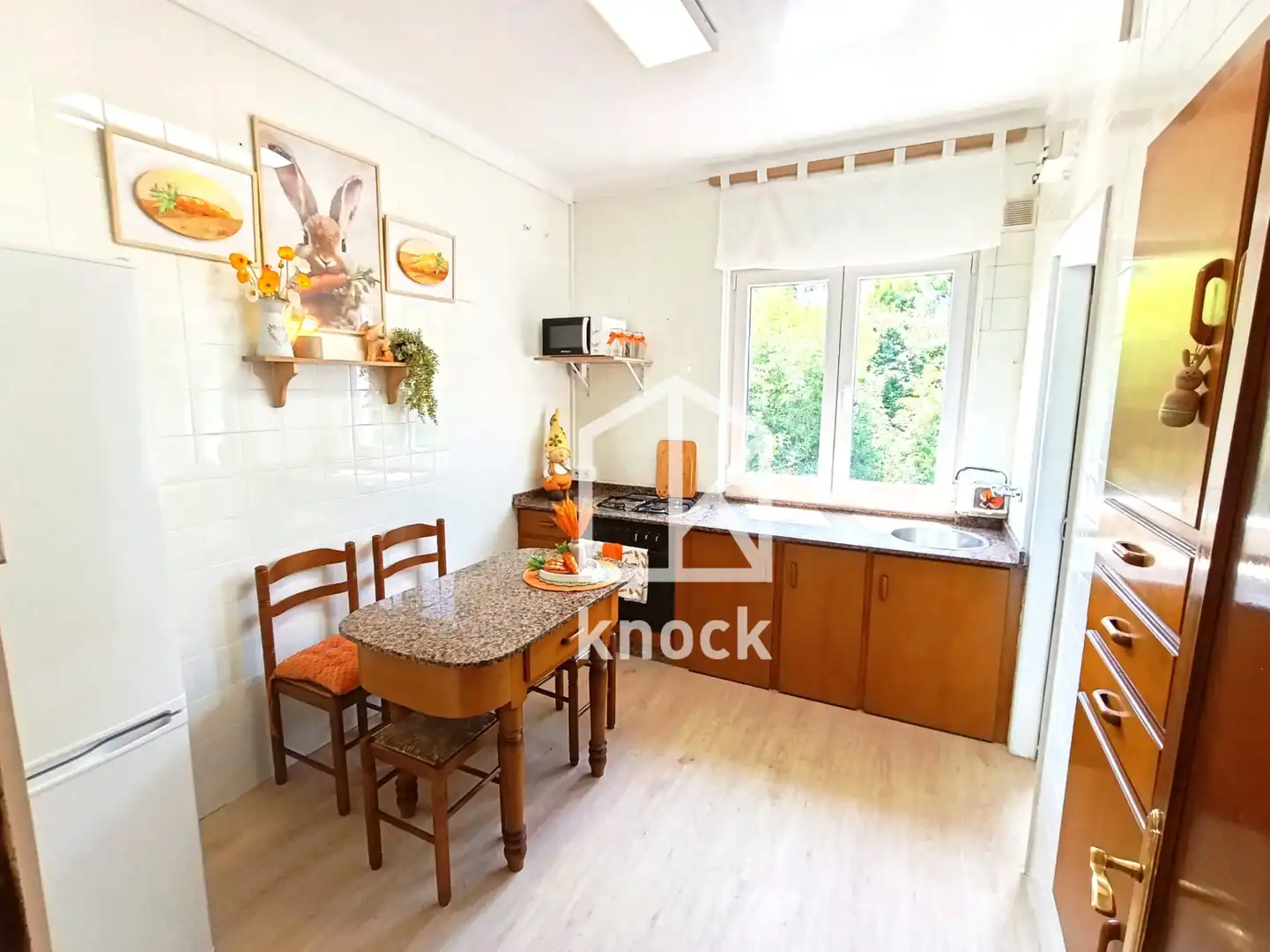Cocina de Piso en venta en Langreo con Calefacción, Trastero y Amueblado