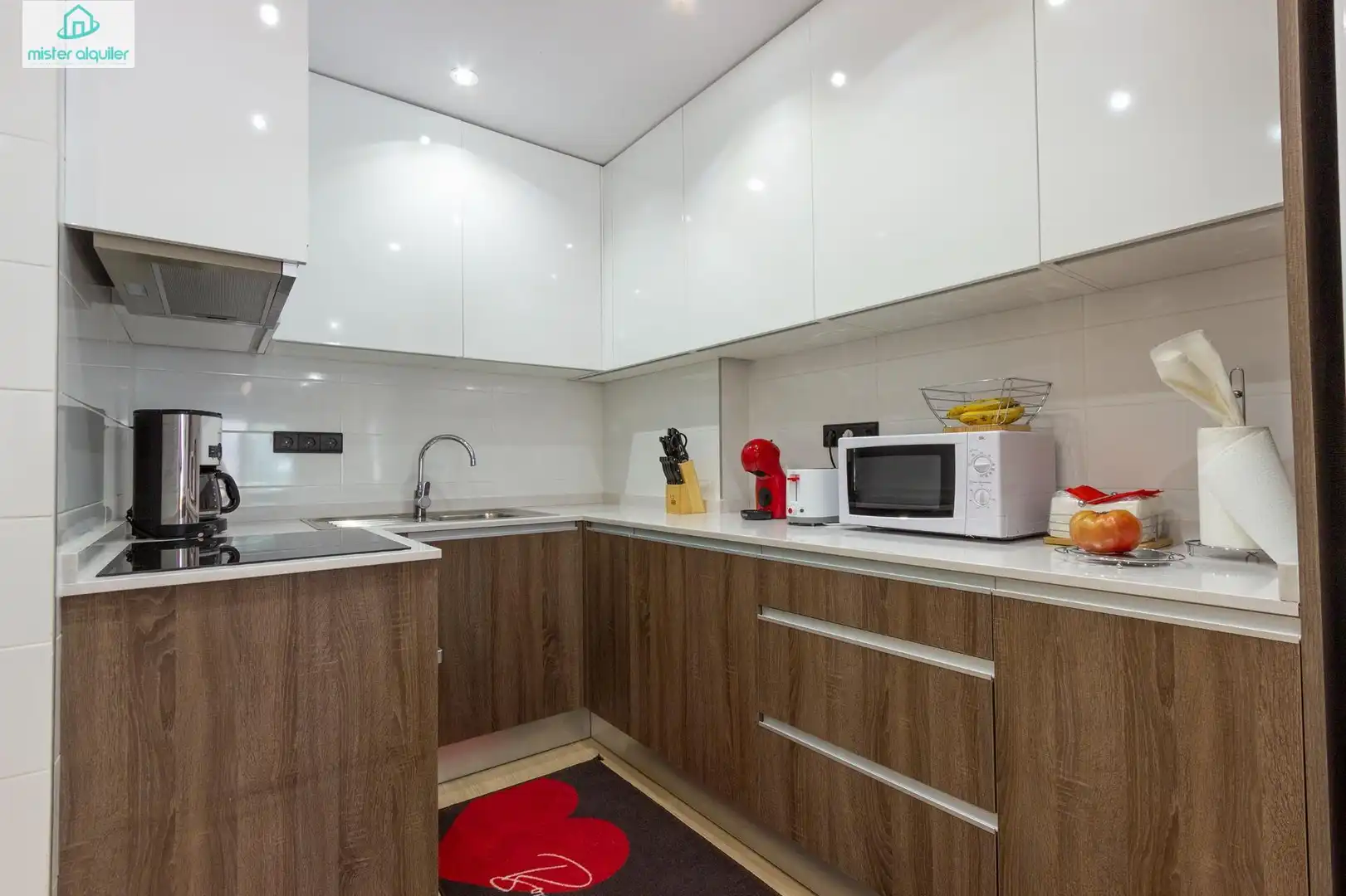 Cocina de Planta baja de alquiler en El Campello con Aire acondicionado, Calefacción y Jardín privado