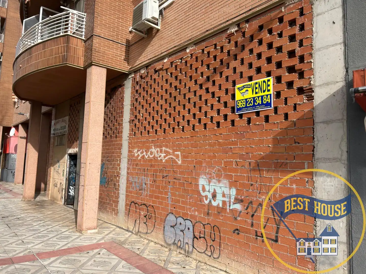 Local comercial en venda a Avenida JUAN CARLOS I