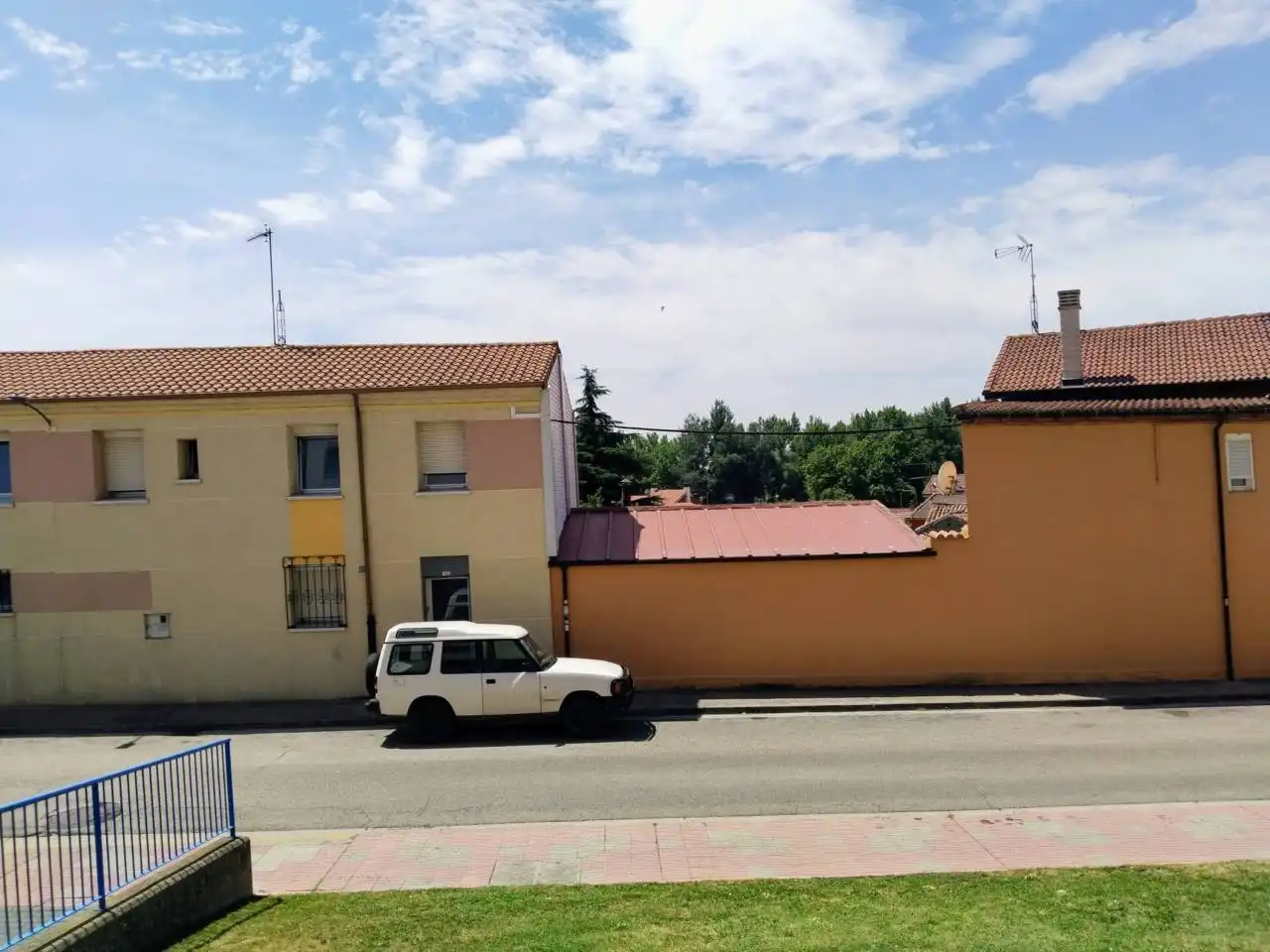 Vista exterior de Piso en venta en Burgos con Calefacción y Amueblado