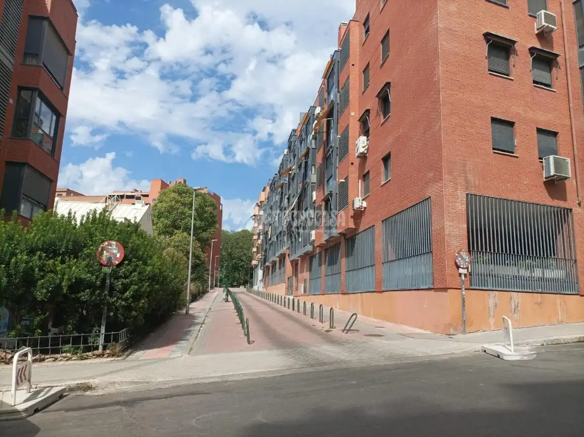Einzelparkplatz zur Miete in PASEO DE LAS ACACIAS, imagen 8